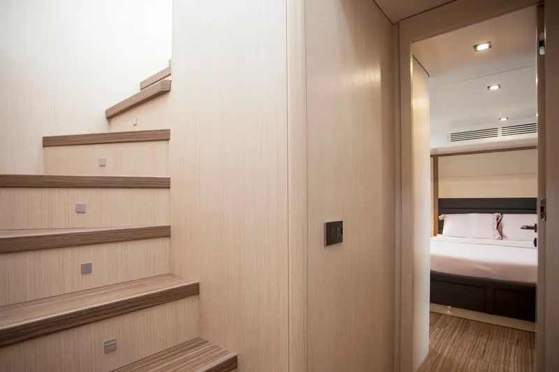 Slide: The Image of Sirena 58 - 3323627