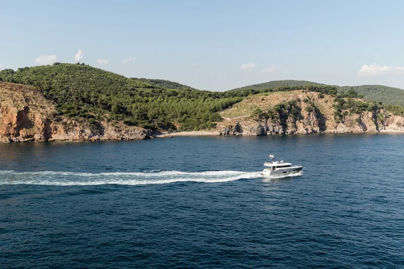 Slide: The Image of Sirena 58 - 3323434