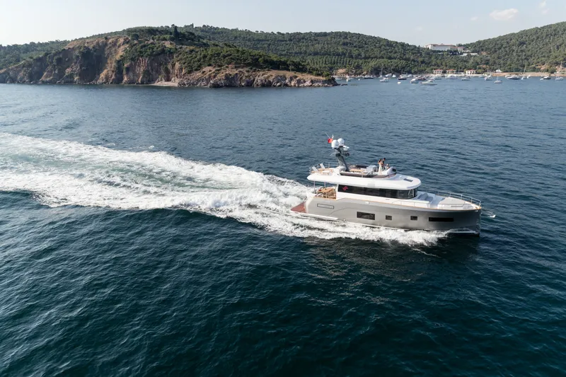 Slide: The Image of Sirena 58 - 3323473