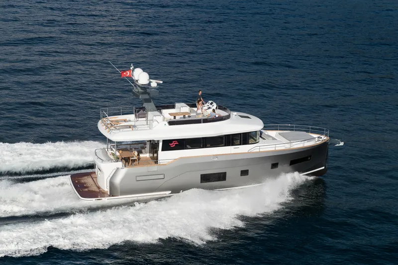 Slide: The Image of Sirena 58 - 3323487