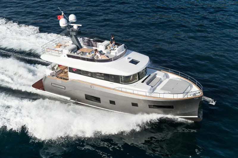 Slide: The Image of Sirena 58 - 3323506