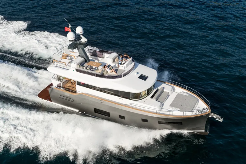 Slide: The Image of Sirena 58 - 3323509