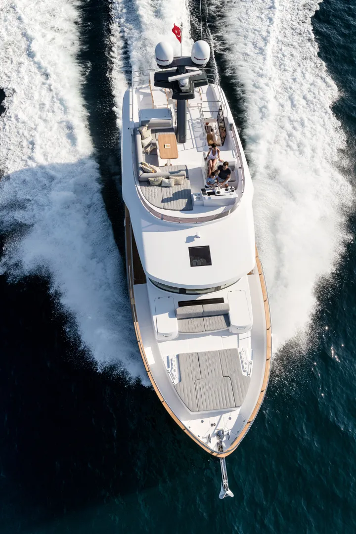 Slide: The Image of Sirena 58 - 3323534