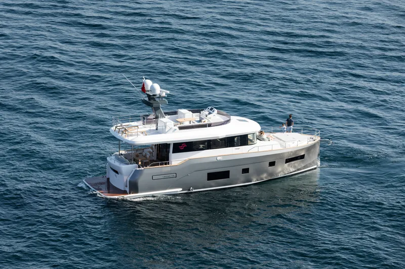 Slide: The Image of Sirena 58 - 3323535