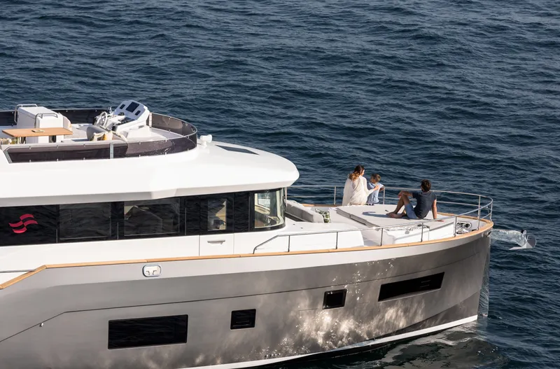 Slide: The Image of Sirena 58 - 3323538