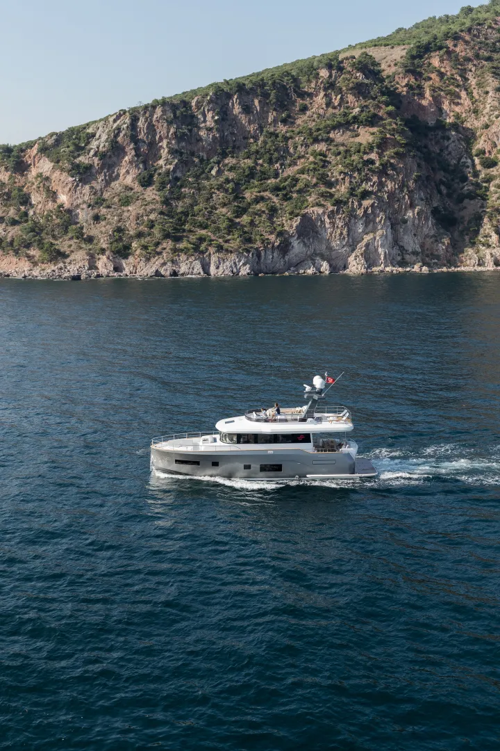 Slide: The Image of Sirena 58 - 3323407