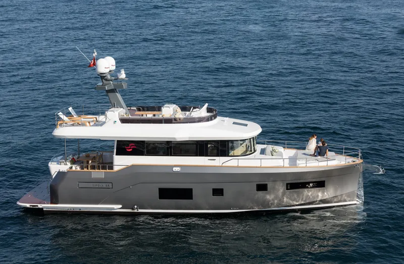 Slide: The Image of Sirena 58 - 3323539