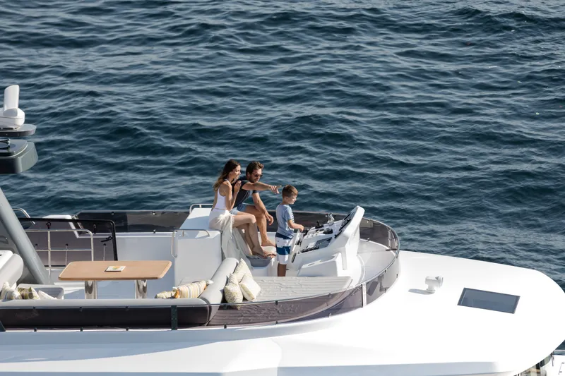 Slide: The Image of Sirena 58 - 3323547