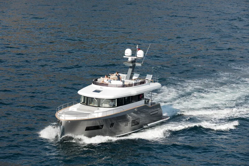 Slide: The Image of Sirena 58 - 3323553