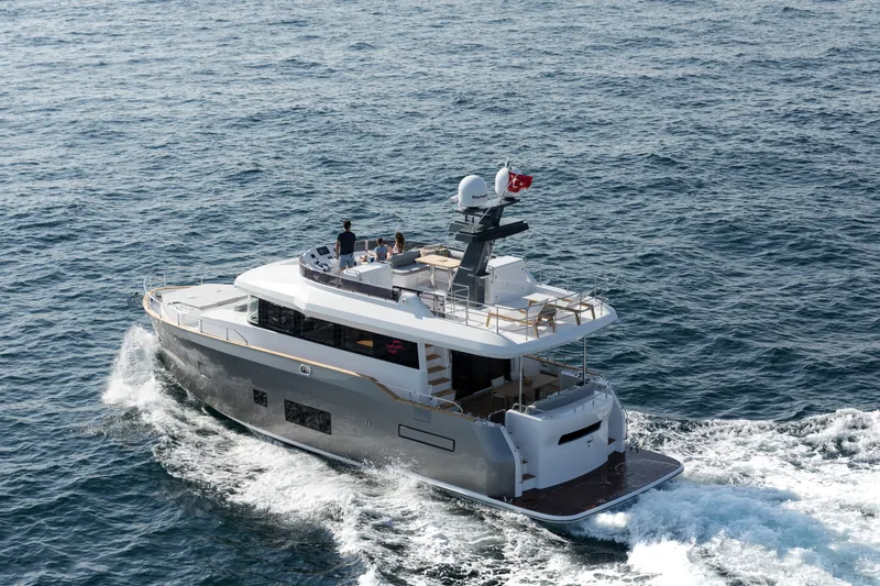 Slide: The Image of Sirena 58 - 3323554