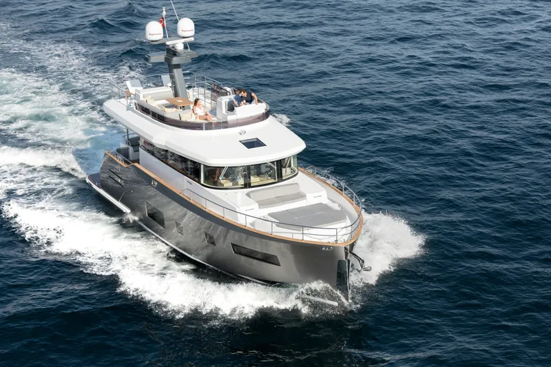 Slide: The Image of Sirena 58 - 3323557