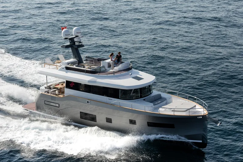 Slide: The Image of Sirena 58 - 3323564