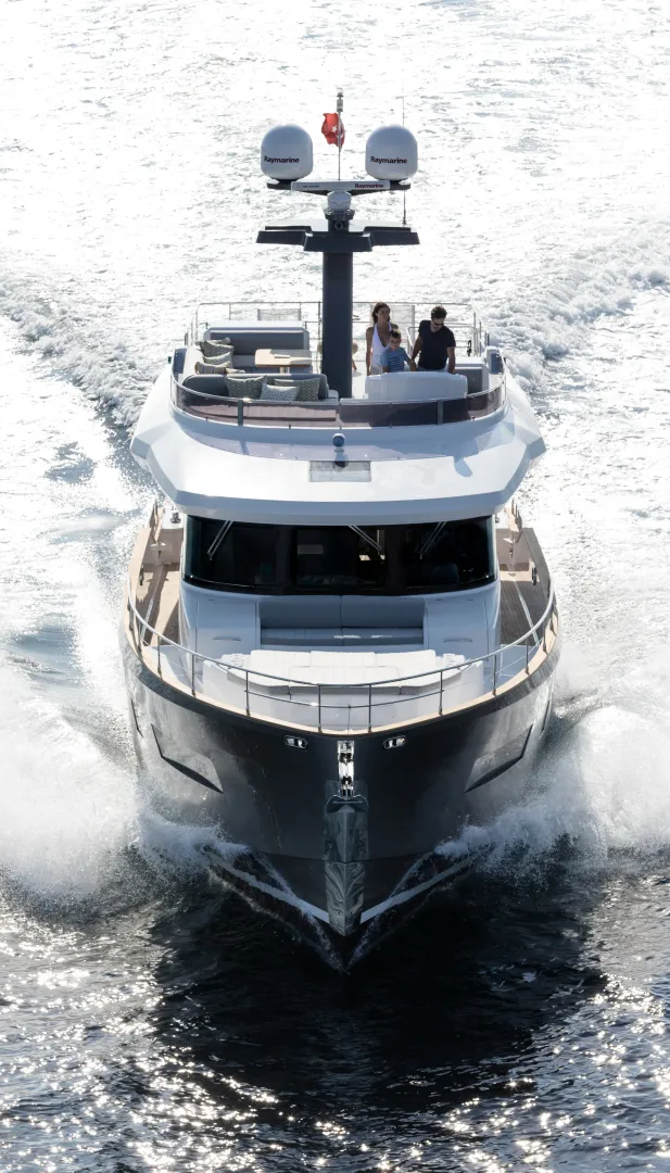 Slide: The Image of Sirena 58 - 3323567