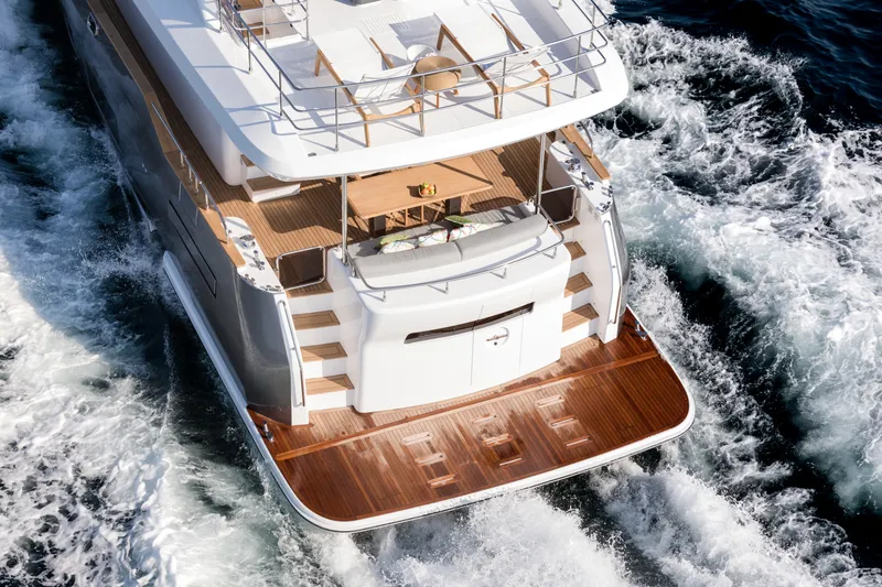 Slide: The Image of Sirena 58 - 3323583