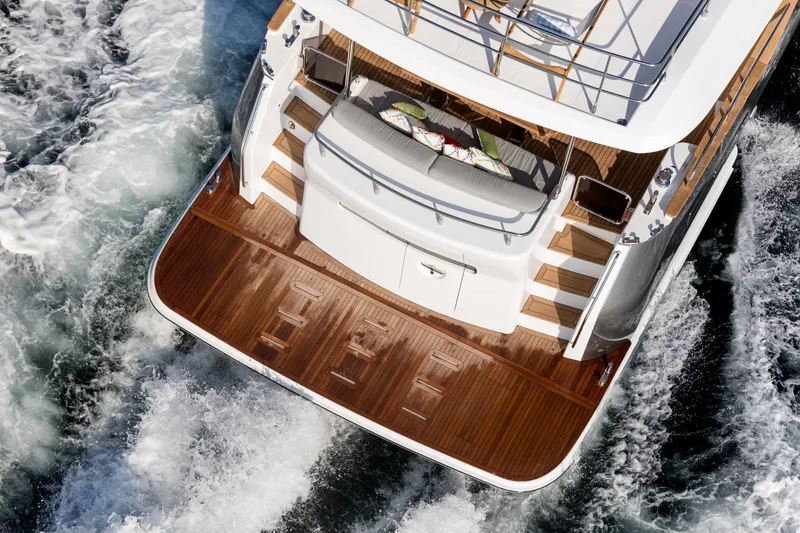 Slide: The Image of Sirena 58 - 3323584