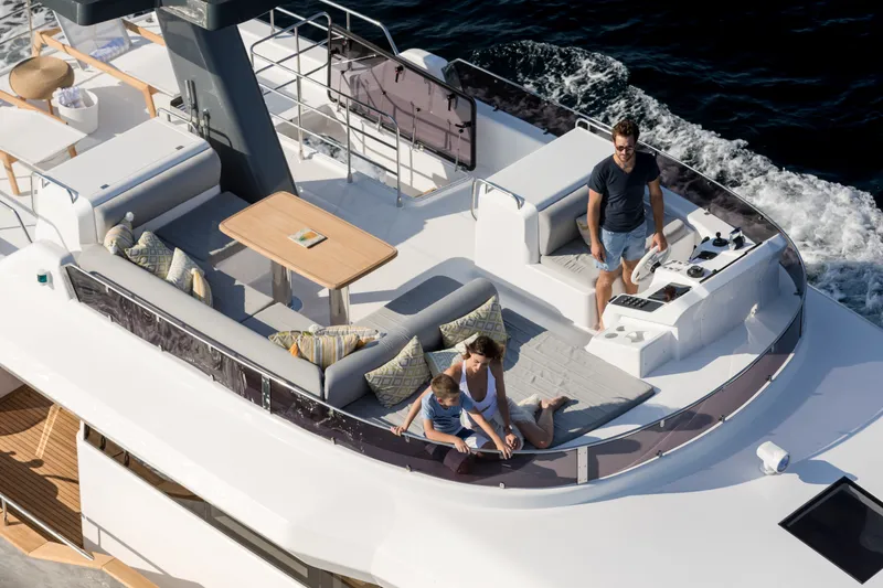 Slide: The Image of Sirena 58 - 3323586