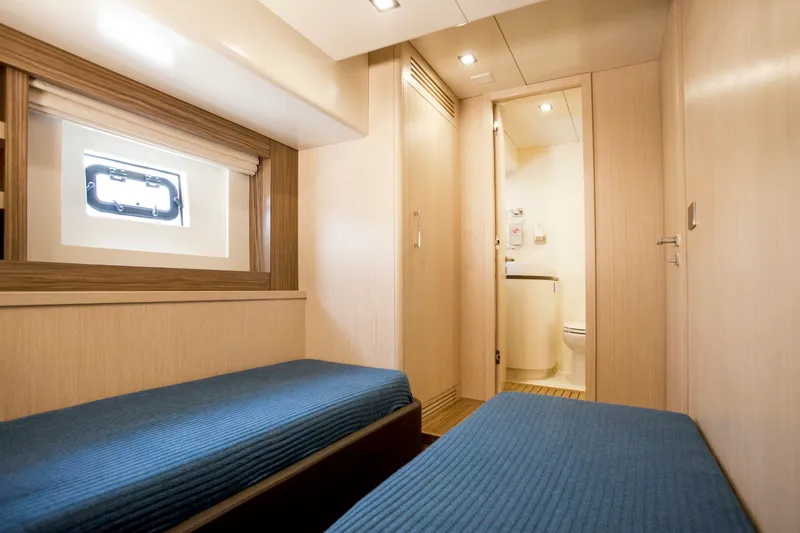 Slide: The Image of Sirena 58 - 3323595