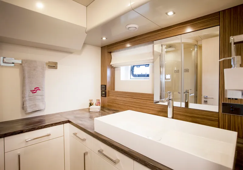 Slide: The Image of Sirena 58 - 3323596