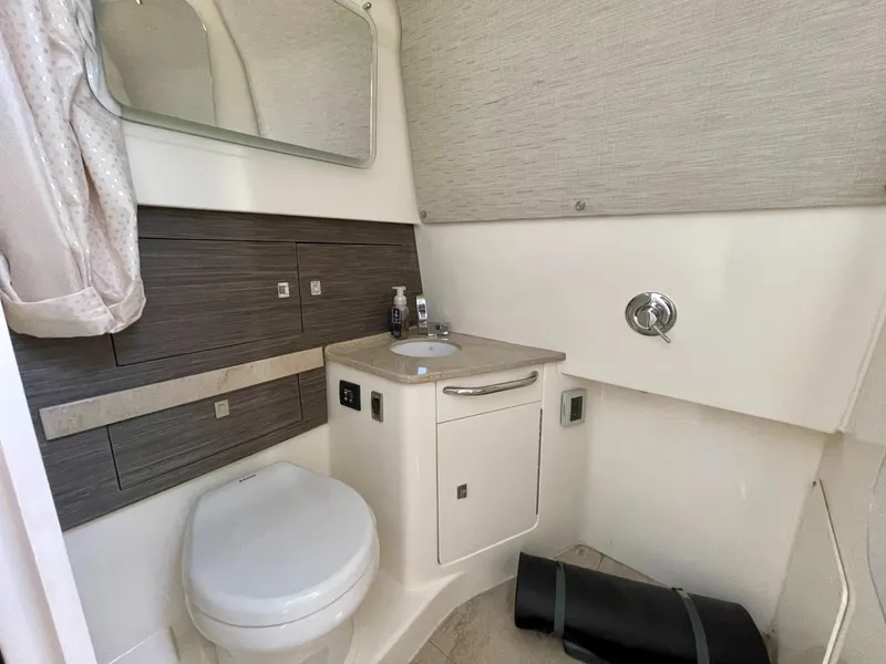 Slide: The Image of Boston Whaler 420 Outrage 2016 - 1956792