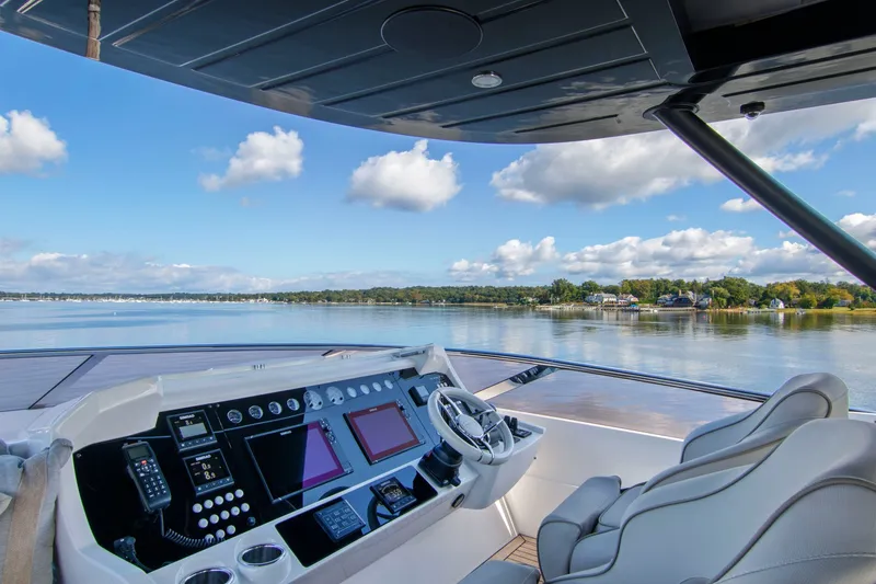 Slide: The Image of Sunseeker 86 Yacht 2019 - 1961093