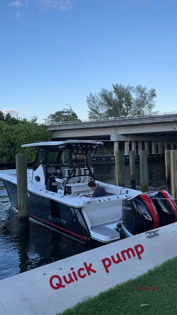 Slide: The Image of Blackfin 272 CC 2022 - 1987195