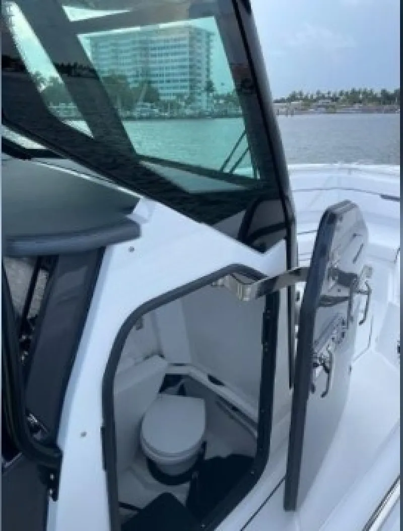 Slide: The Image of Blackfin 272 CC 2022 - 1987199