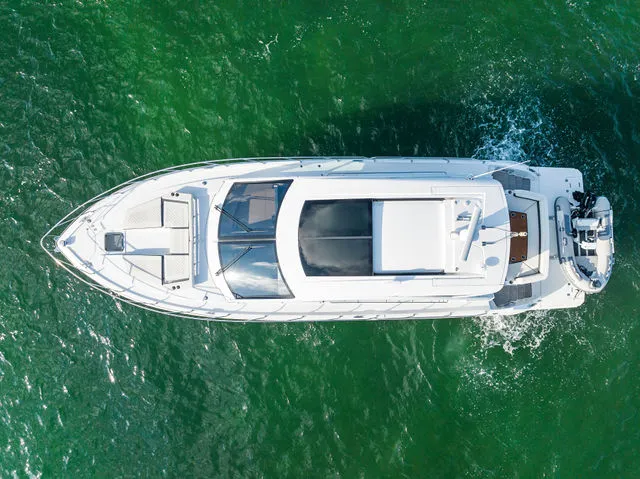 Slide: The Image of Cruisers Yachts 50 Cantius 2019 - 122