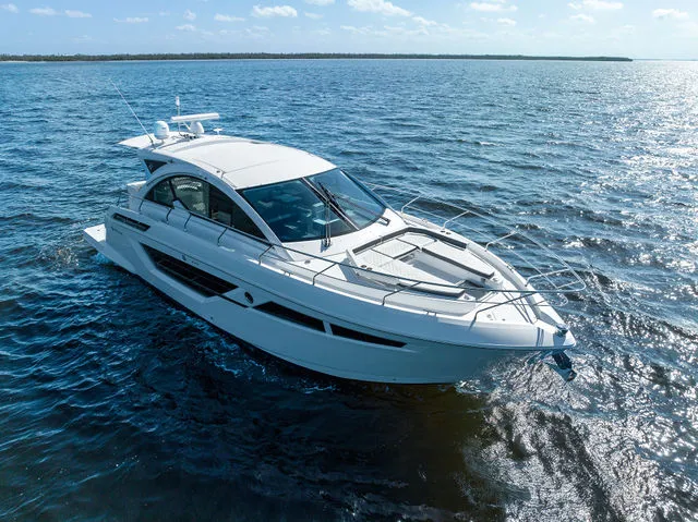 Slide: The Image of Cruisers Yachts 50 Cantius 2019 - 47