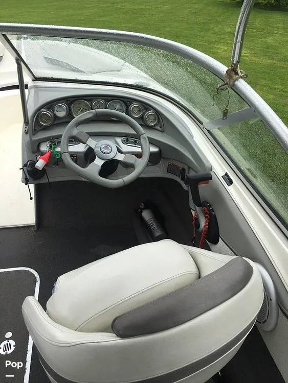 Slide: The Image of Bayliner 205 Bowrider 2007 - 10586638