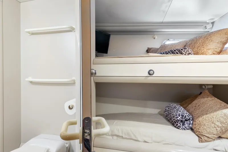 Slide: The Image of Oceanfast Motor Yacht 1989 - 2101567