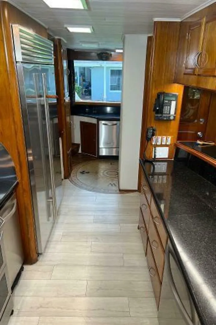 Slide: The Image of Knight & Carver Custom Trideck 1983 - 5232163