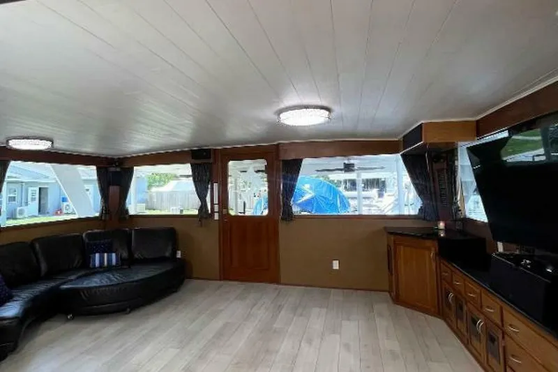 Slide: The Image of Knight & Carver Custom Trideck 1983 - 5232167