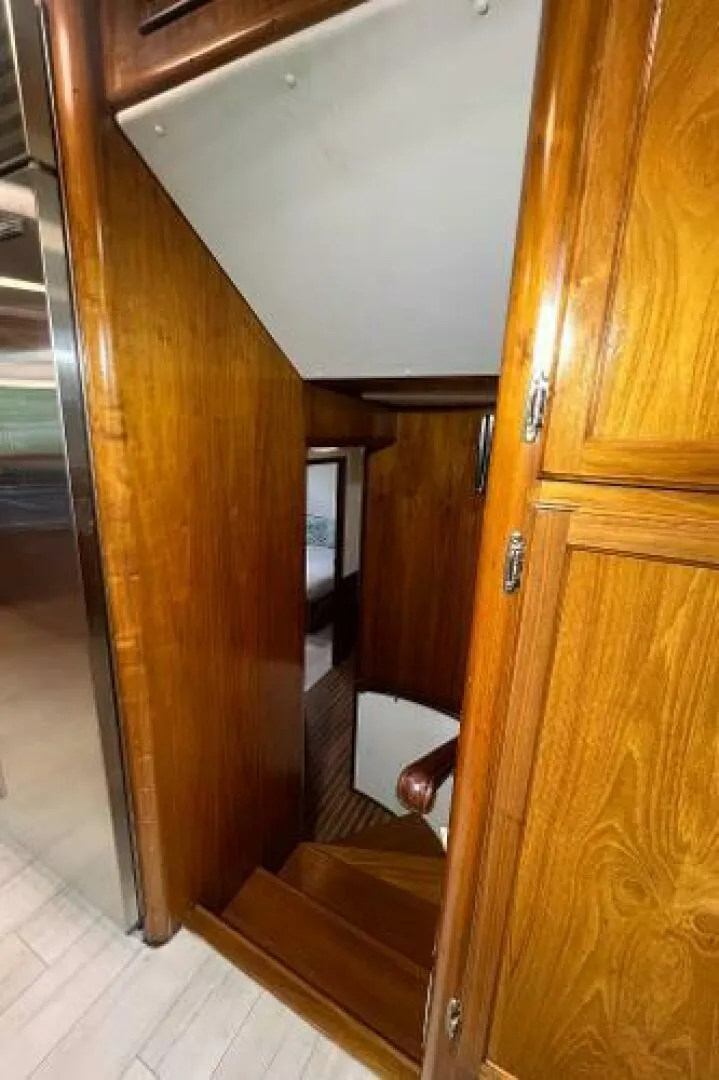 Slide: The Image of Knight & Carver Custom Trideck 1983 - 5232177