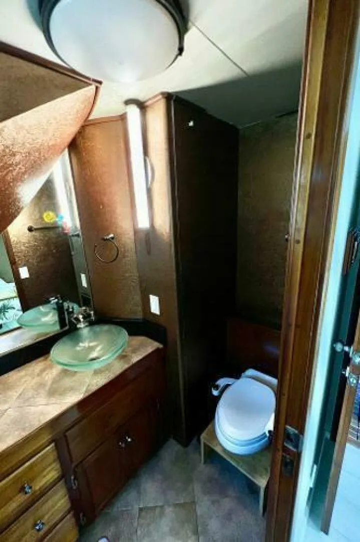 Slide: The Image of Knight & Carver Custom Trideck 1983 - 5232190