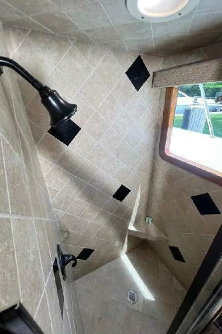 Slide: The Image of Knight & Carver Custom Trideck 1983 - 5232196