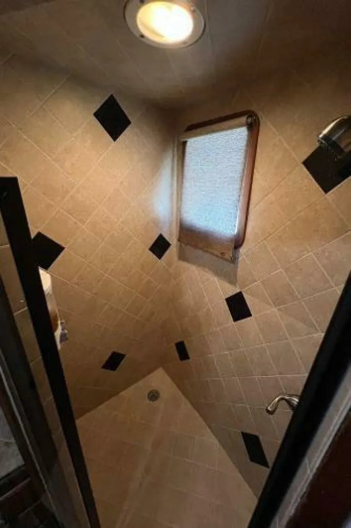 Slide: The Image of Knight & Carver Custom Trideck 1983 - 5232206