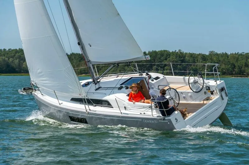 Slide: The Image of Beneteau Oceanis 30.1 Brochure Sailing - 4917870