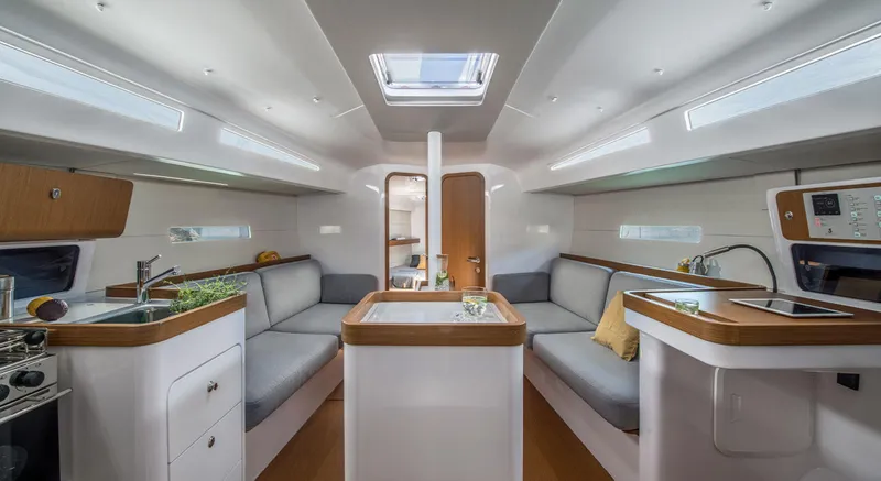 Slide: The Image of Beneteau FIRST 36 Salon looking forward - 3238596