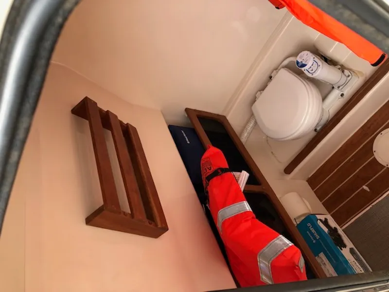 Slide: The Image of Grady-White Canyon 271 2018 - 2504665