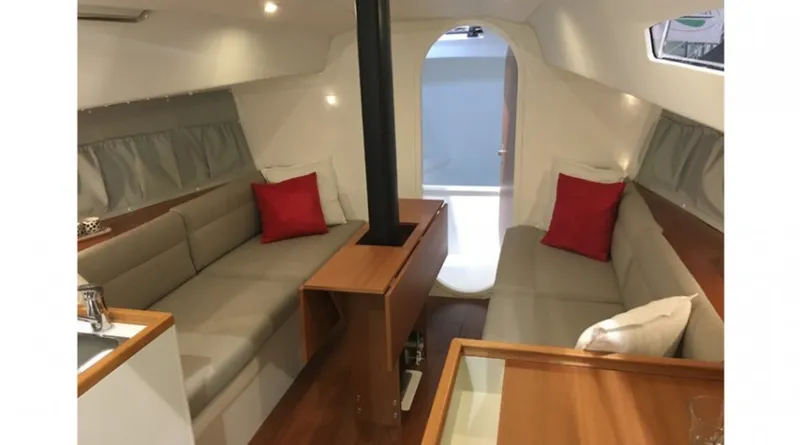 Slide: The Image of J/99 Salon - 2504737