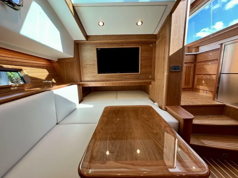 Slide: The Image of Sabre 43 Salon Express 2027 - 4914955