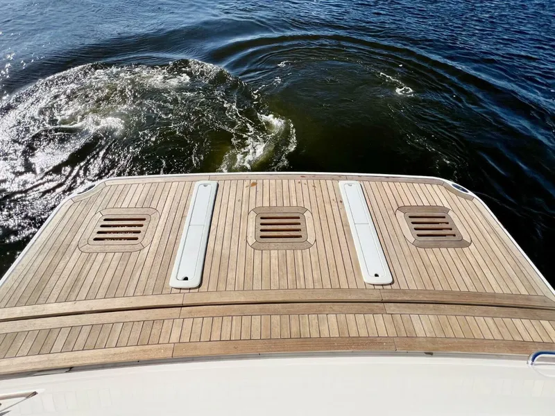 Slide: The Image of Sabre 43 Salon Express 2027 - 4914978