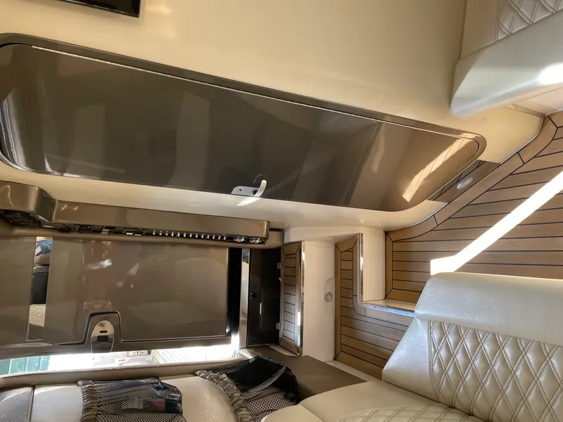 Slide: The Image of Nor-Tech 450 Sport 2017 - 2772868