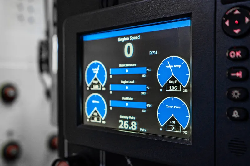 Slide: The Image of Marquis 72 - Maya - Electronics 2015 Marquis 72 Flybridge - Maya - 3148796
