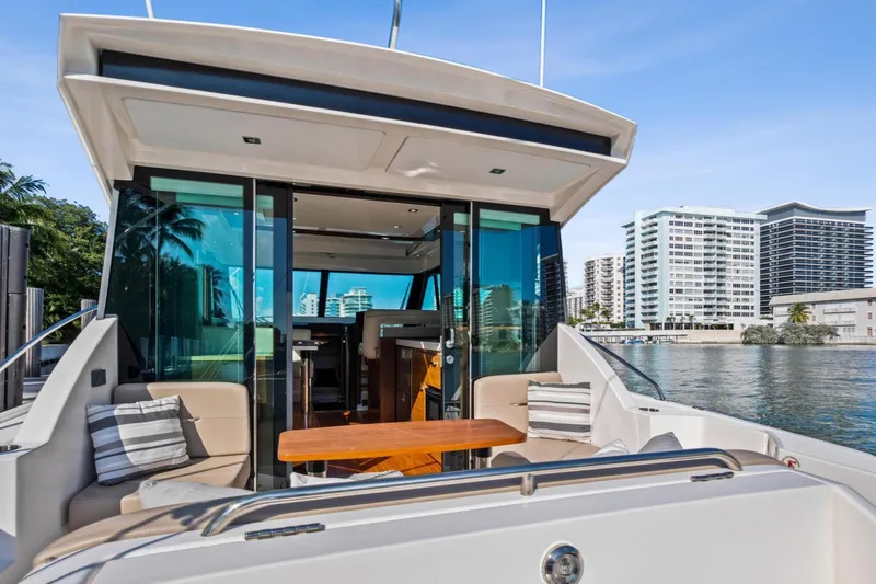 Slide: The Image of Tiara 39 Coupe 2018 - 3163313