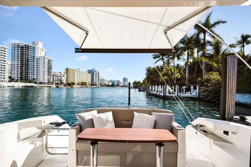 Slide: The Image of Tiara 39 Coupe 2018 - 3163317