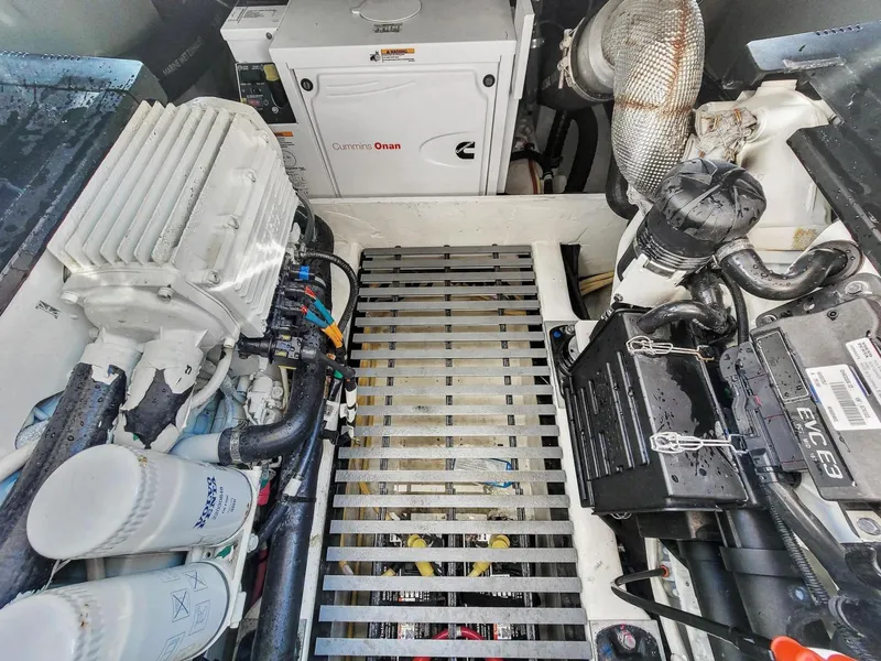 Slide: The Image of Tiara 39 Coupe 2018 - 3163333