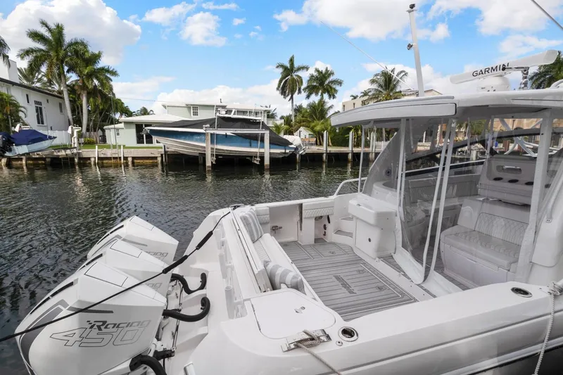 Slide: The Image of Intrepid 438 Evolution 2021 - 3170912