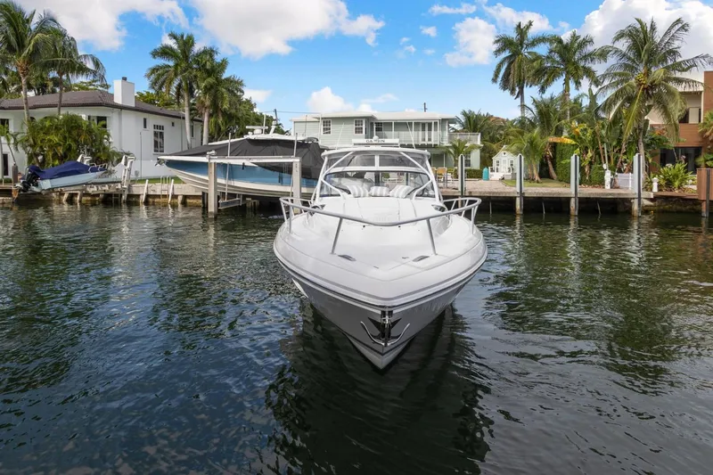 Slide: The Image of Intrepid 438 Evolution 2021 - 3170905