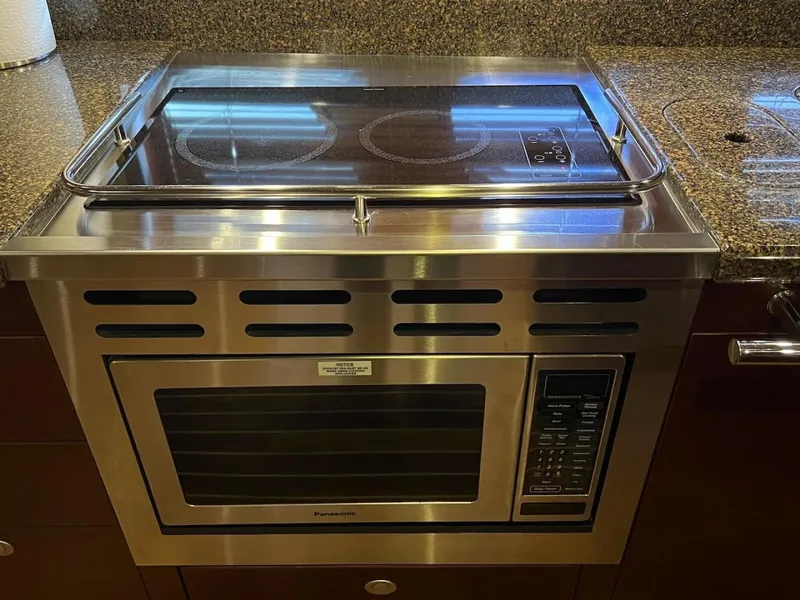 Slide: The Image of Sea Ray 48 Sundancer 2006 - 3173838